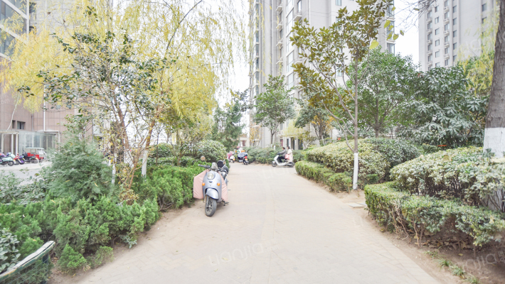 经三名筑外景图