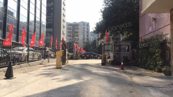 英卓大厦外景图