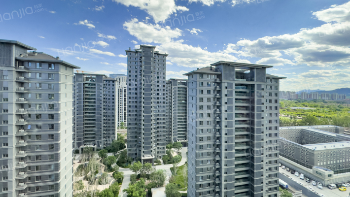 中海天钻外景图