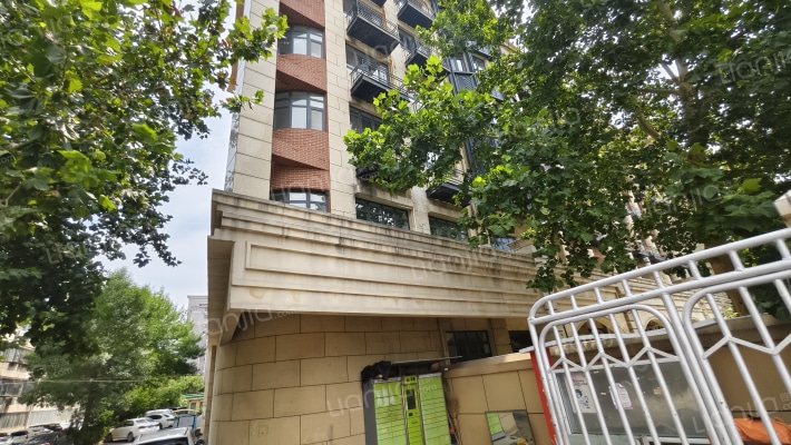 历山路8号院外景图