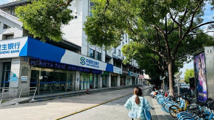 官太尉桥外景图