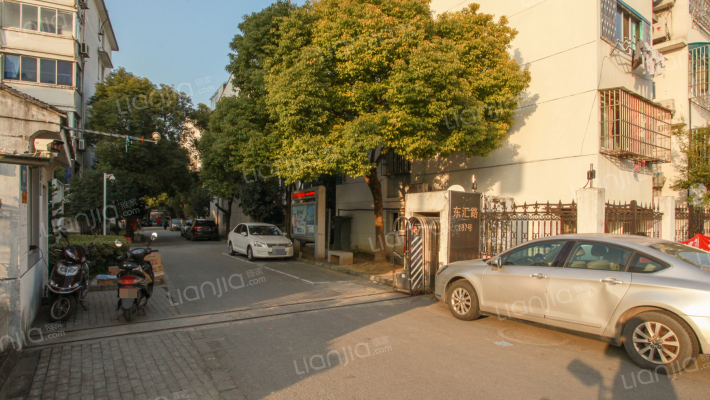 东汇路187号外景图