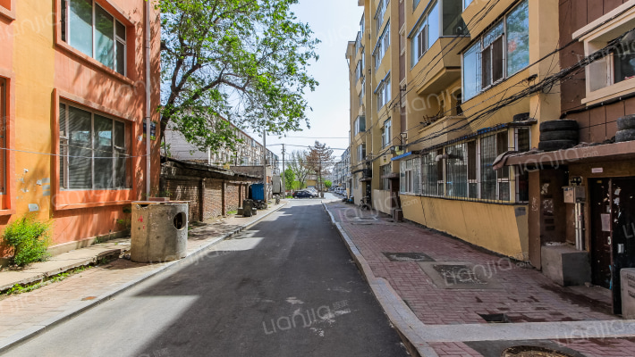 松辽委家属楼外景图