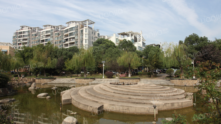 半岛花园外景图