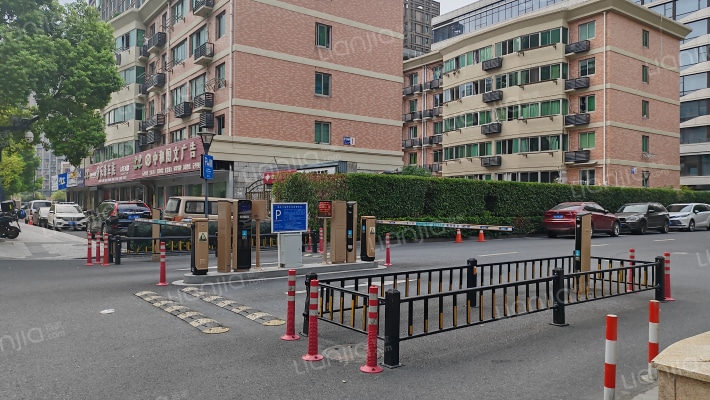 振宁路686号外景图