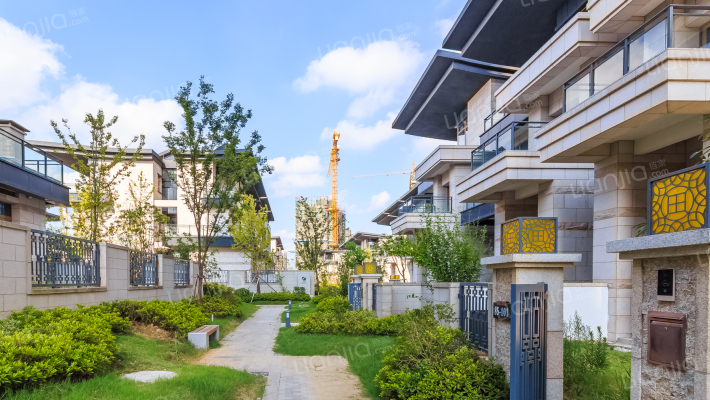 中航樾玺外景图