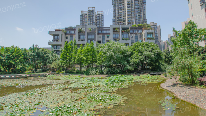 富力城瀚湖A区外景图
