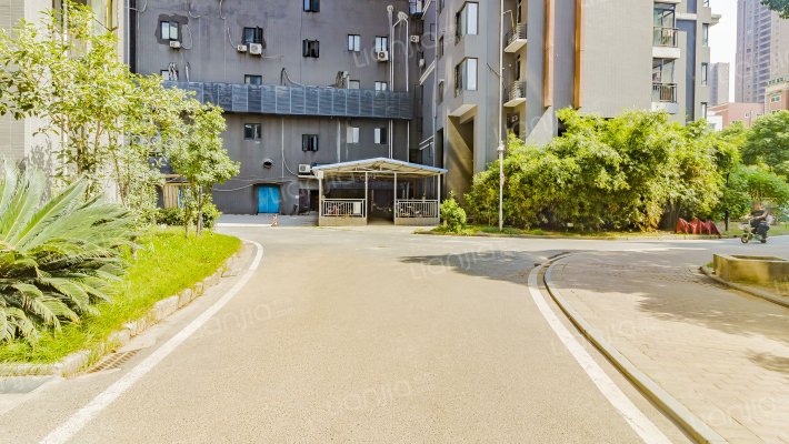 青城国际外景图