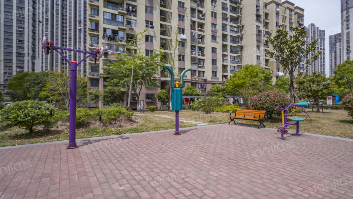 东方康安家园外景图