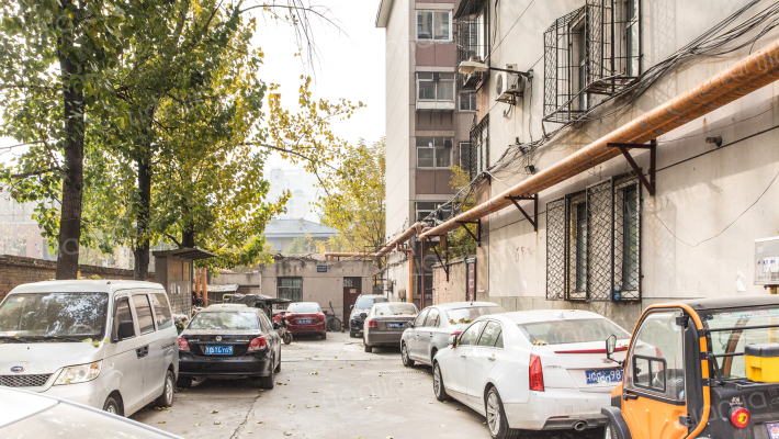 河南机电学校家属院外景图