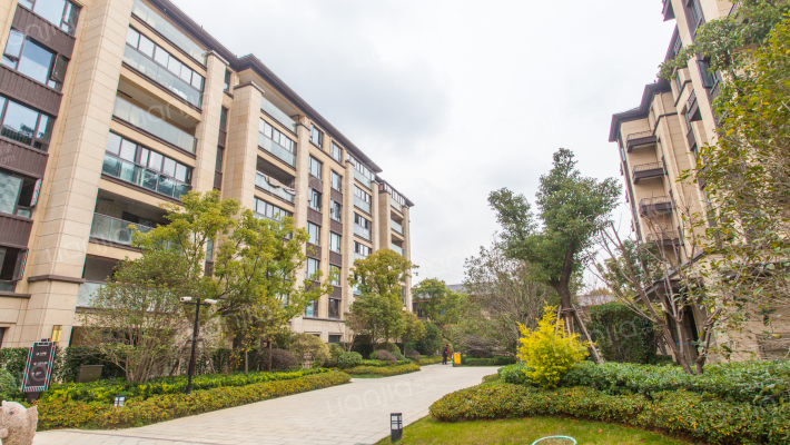 天地源金兰尚院外景图