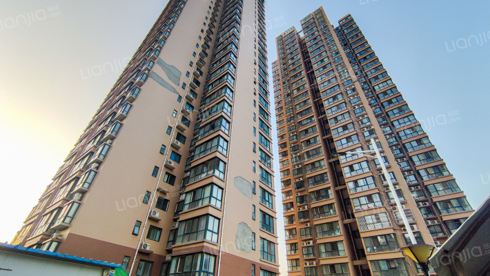 五桥新苑小区外景图