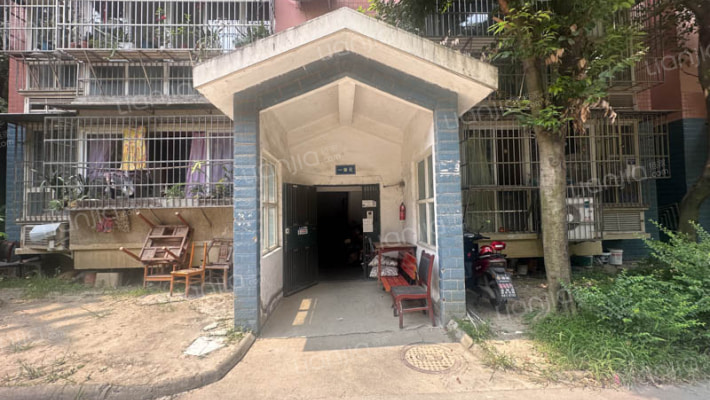 长流河小区外景图