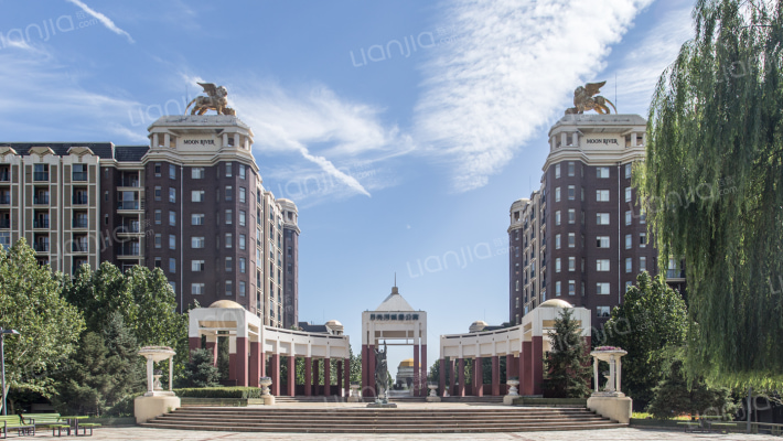 月亮城堡外景图