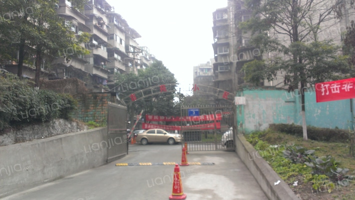 吉苑小区外景图