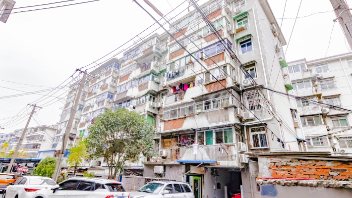 铁路建筑村外景图