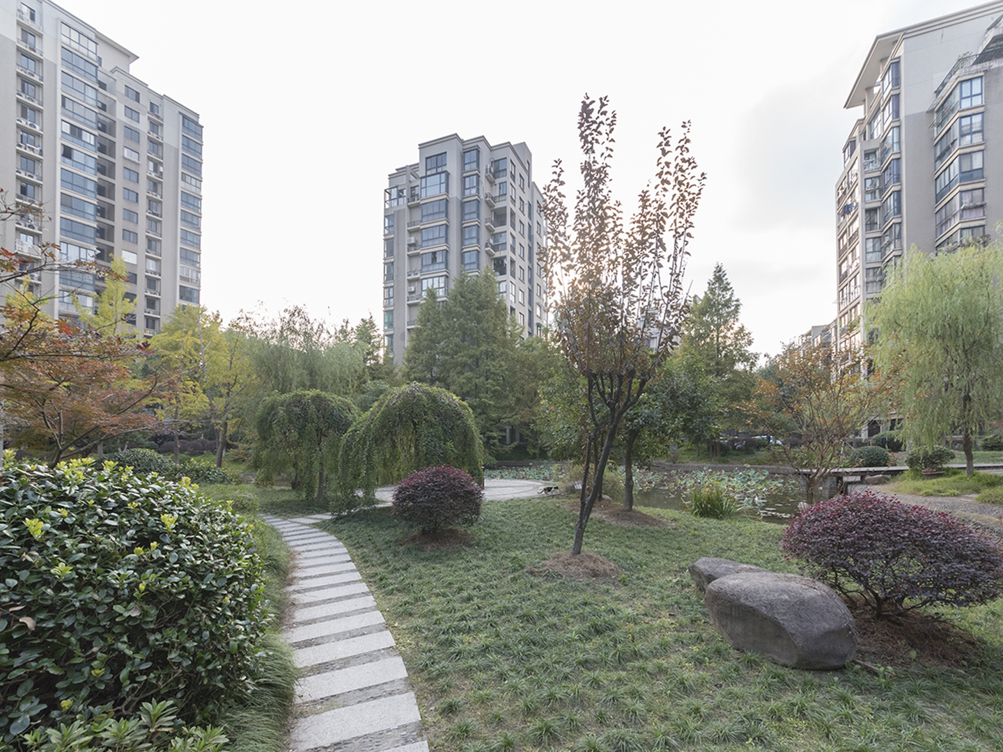 Linjiang Garden compound photo 20