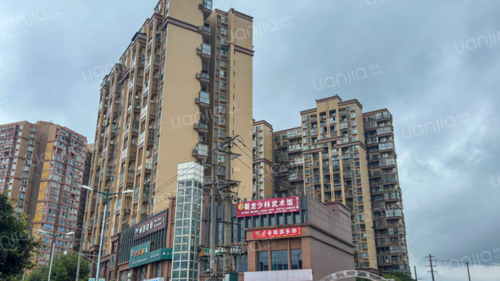 四季豪庭外景图