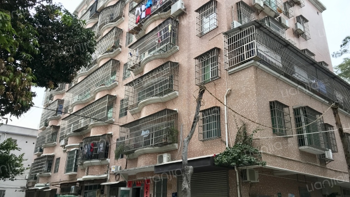 环山路住宅外景图