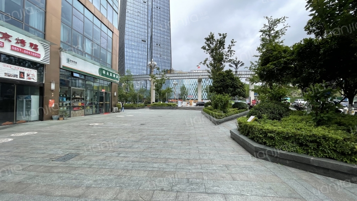 金融橙公寓外景图