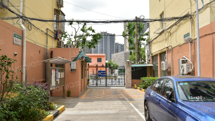 东泉小区外景图