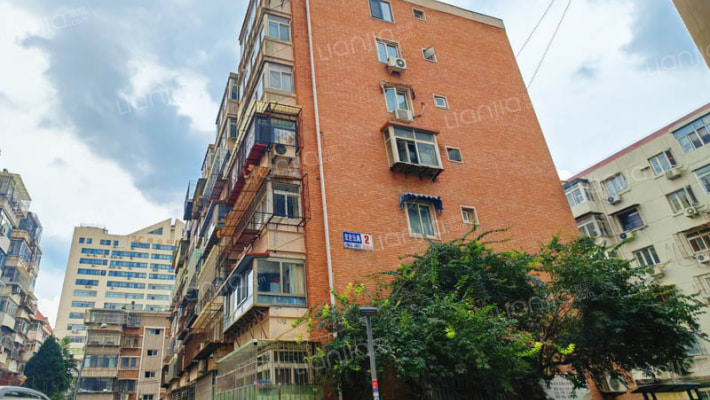 宏达公寓外景图