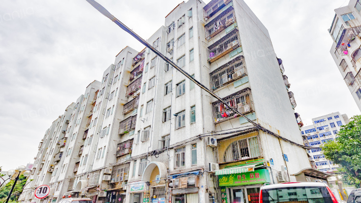 隆城花园外景图