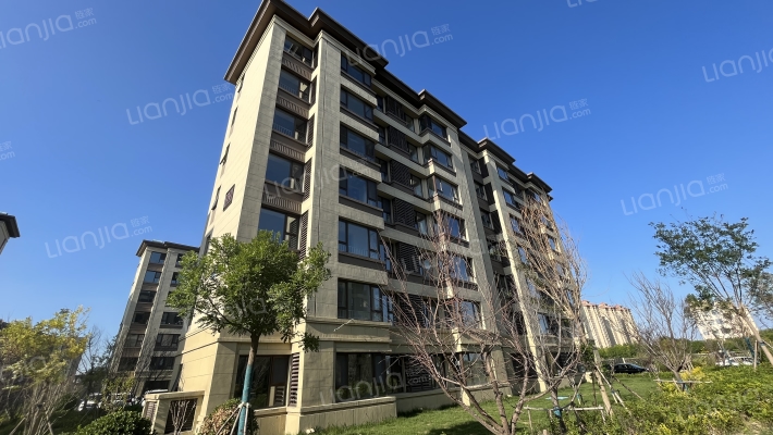 爱情·花园里外景图