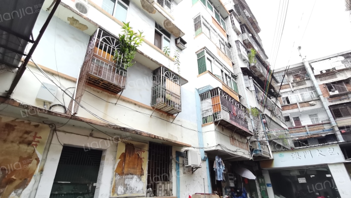 长寿路12号外景图