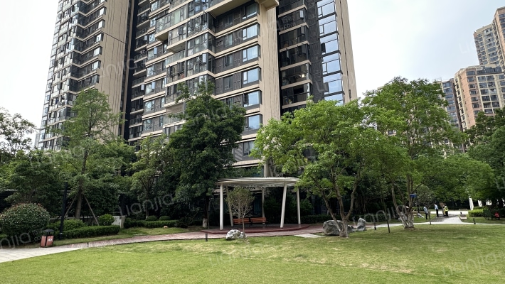 珠江好世界外景图