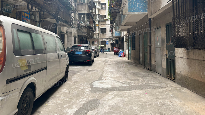 人民四路外景图