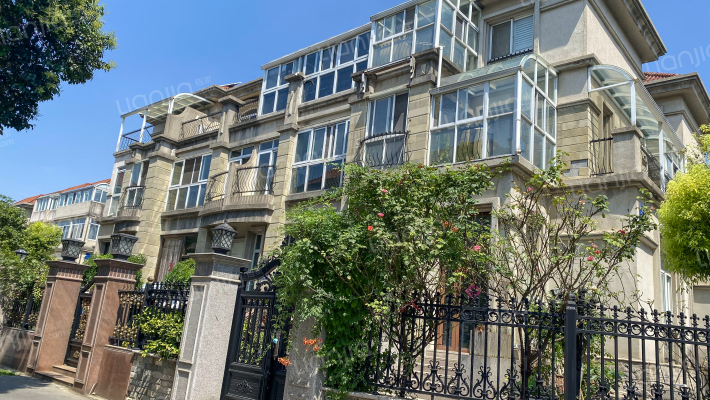 嘉利华府庄园三区外景图