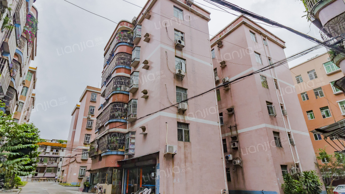 比华利山庄西区外景图