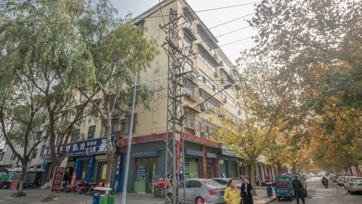 许昌县机械厂家属院外景图
