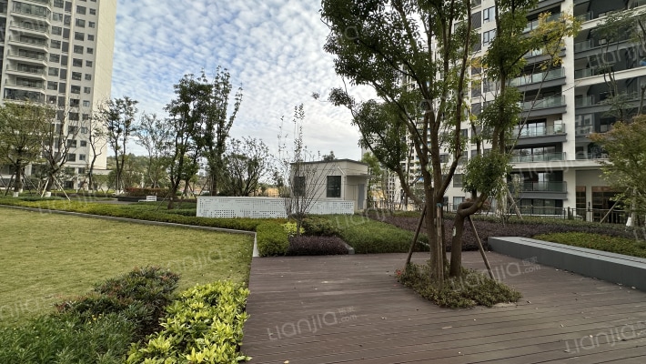 中铁悦龙东郡一组团外景图