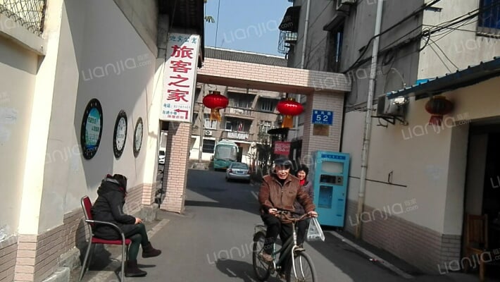 来凤路52号外景图