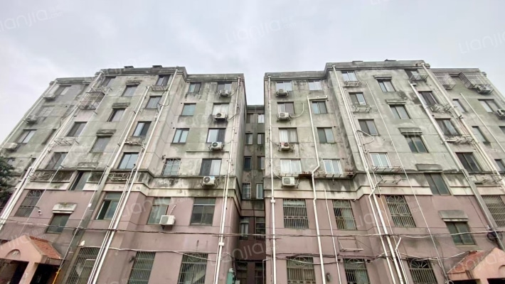 中南花苑外景图