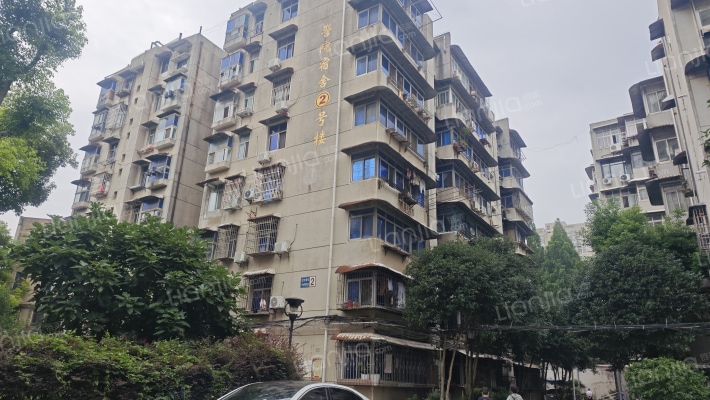 解放大道86号外景图