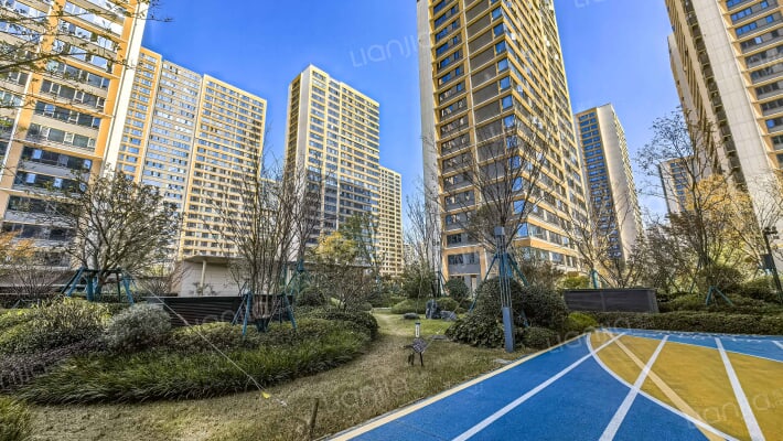 绿城通山郡三区外景图