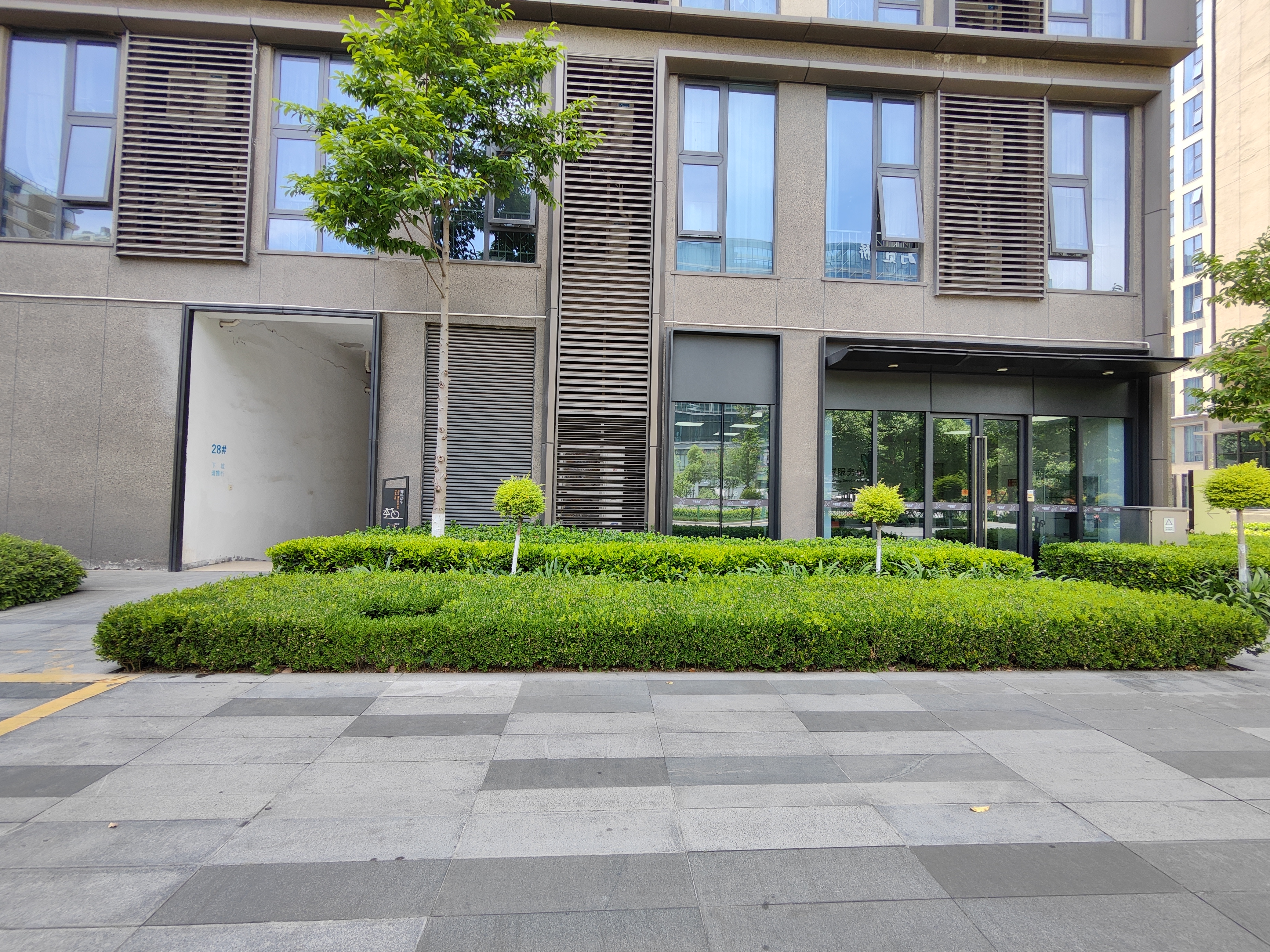 Yue Jun City compound photo 5