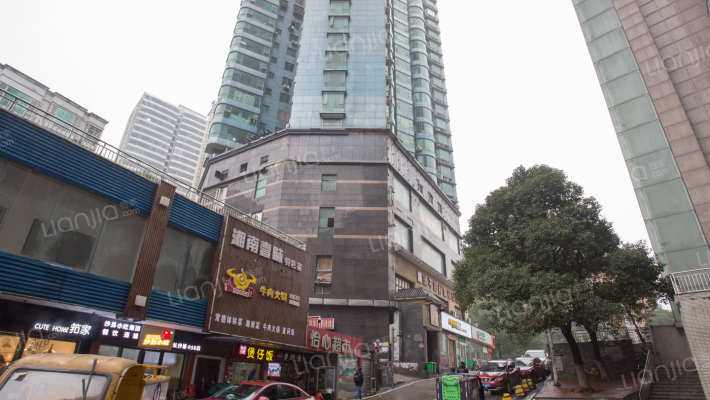 三重大厦外景图