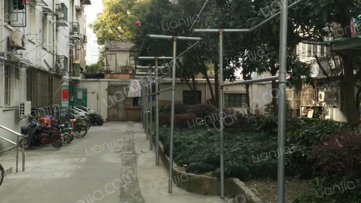 海潮路240弄外景图