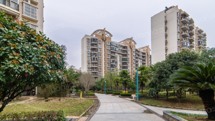 怡和苑南区外景图