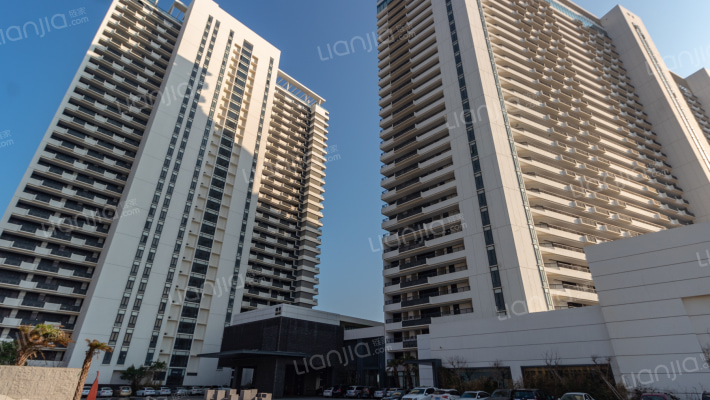 檀悦都喜天丽度假酒店外景图