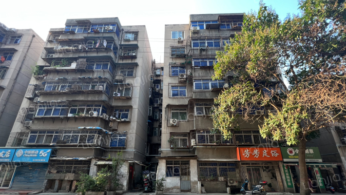 索罗巷94号院外景图