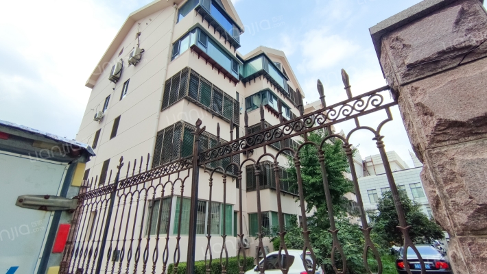 经十一路42号外景图