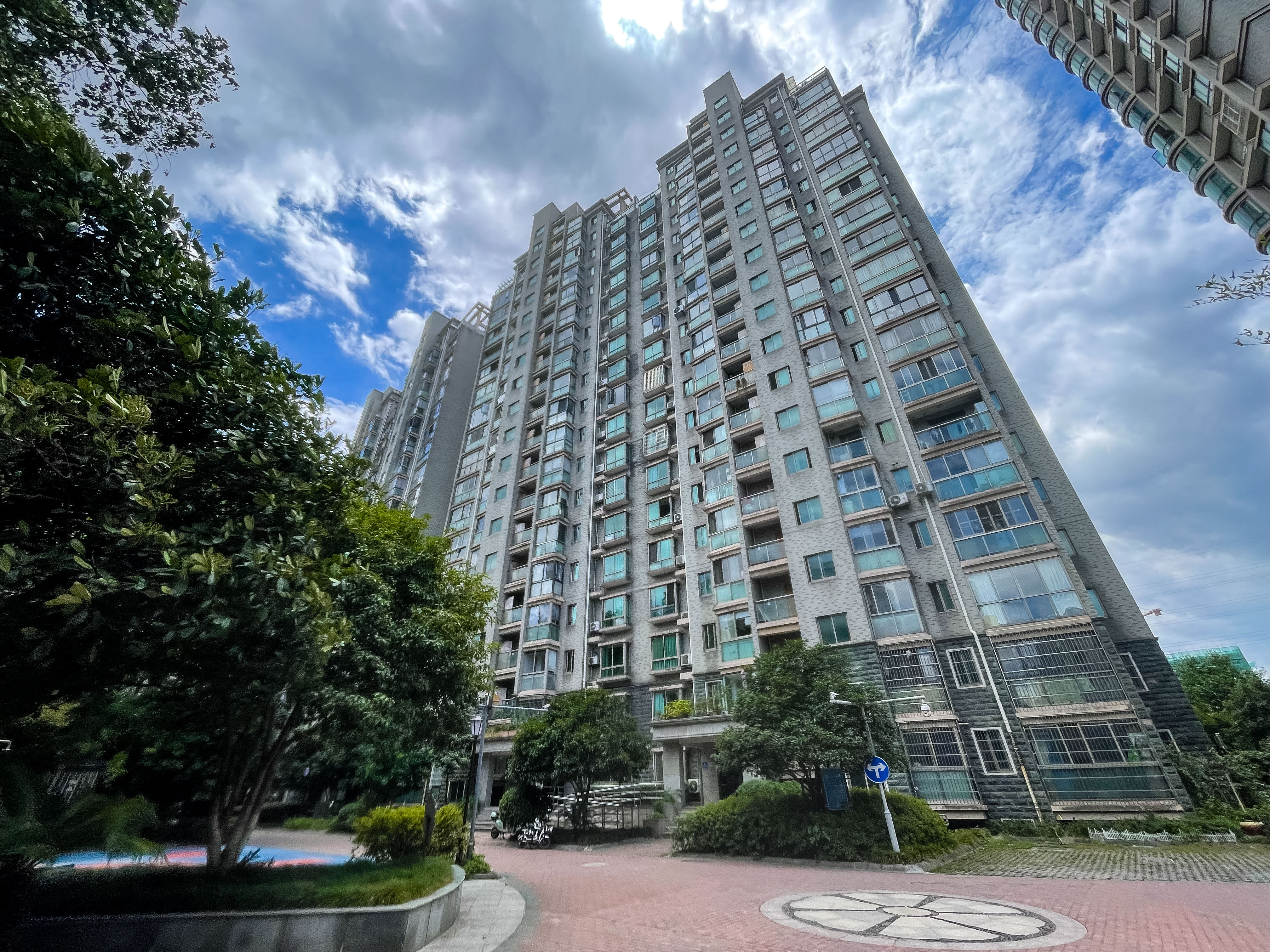 Sanhua Tianyun Garden compound photo 8