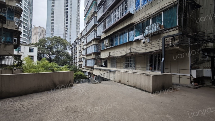 兴隆街69号外景图