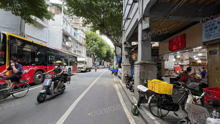 龙津中路外景图