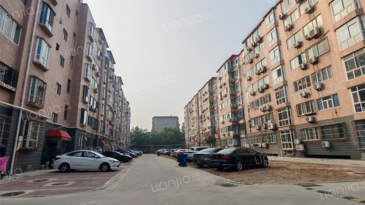 白求恩医学院外景图